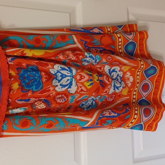 Flying Tomatoe, size L, floral print mini dress with ruffled collar. 100% rayon. - Picture 3 of 12